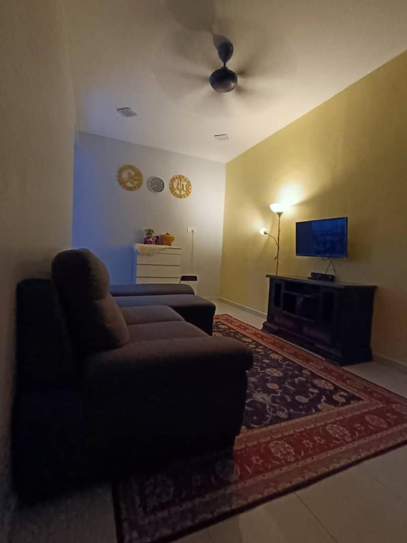 Ebnur Homestay Arau Luaran gambar